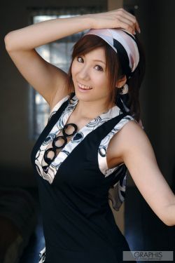 男人边吻奶边挵进去A片小说